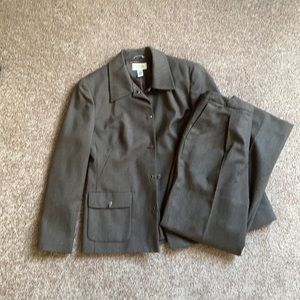 Talbots Women’s brown colored wool suit- blazer and pants